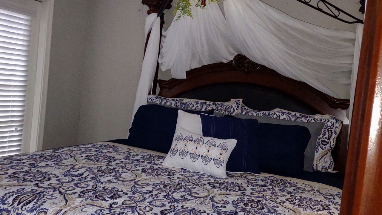 Photo of Bedroom in Buford Highway