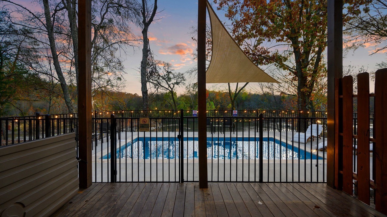 Photo of Outdoor in Golden