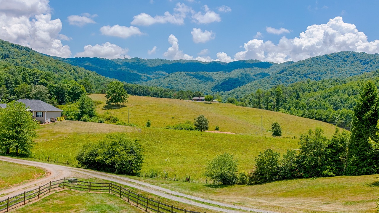 Photo of Others in Weaverville