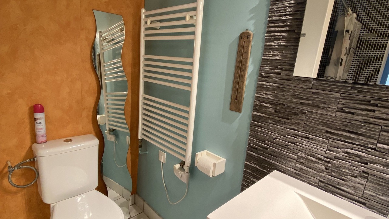 Photo of Bathroom in Bouguenais