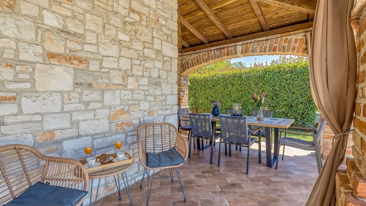 Photo of Outdoor in Stifanici