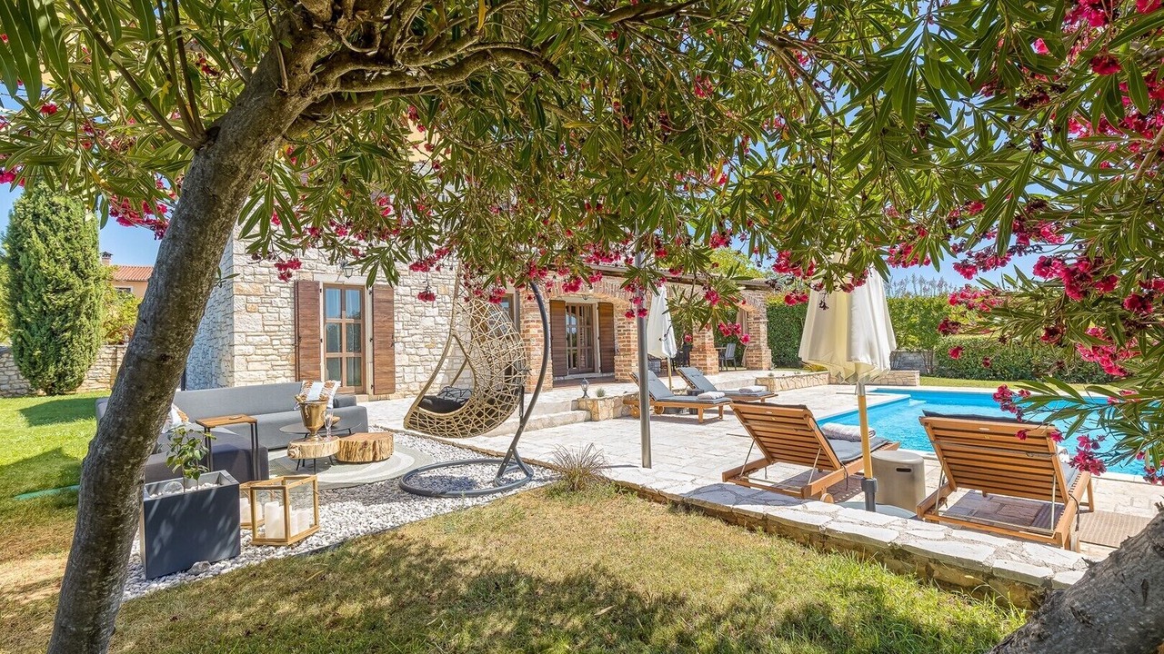 Photo of Outdoor in Stifanici