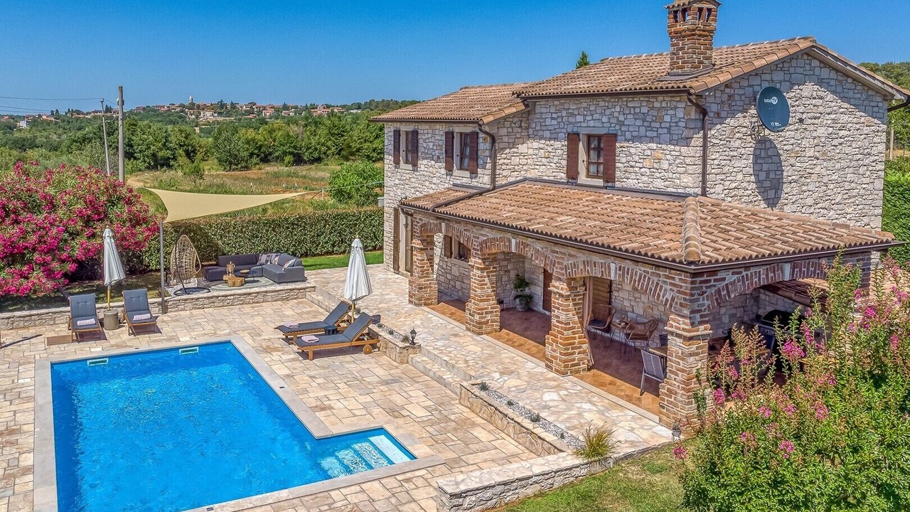 Photo of Outdoor in Stifanici
