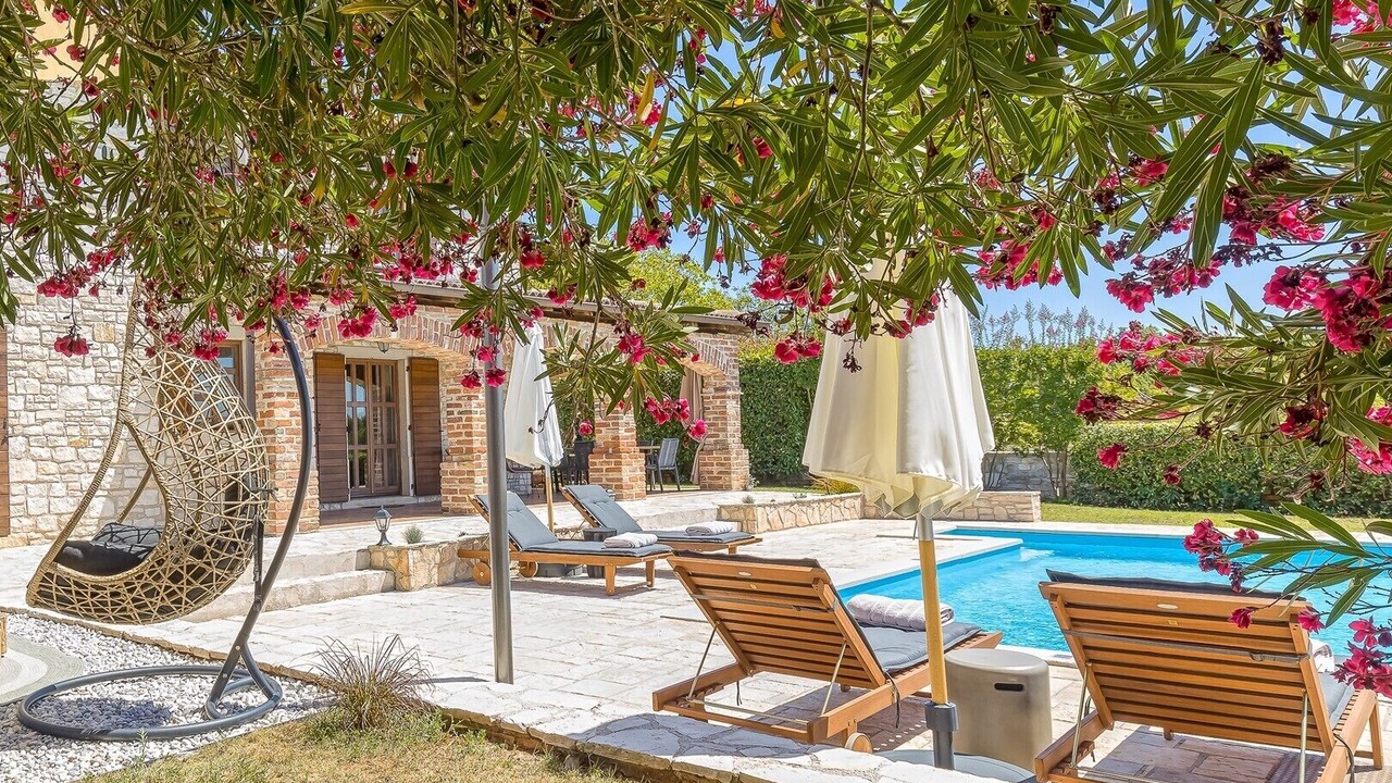Photo of Outdoor in Stifanici