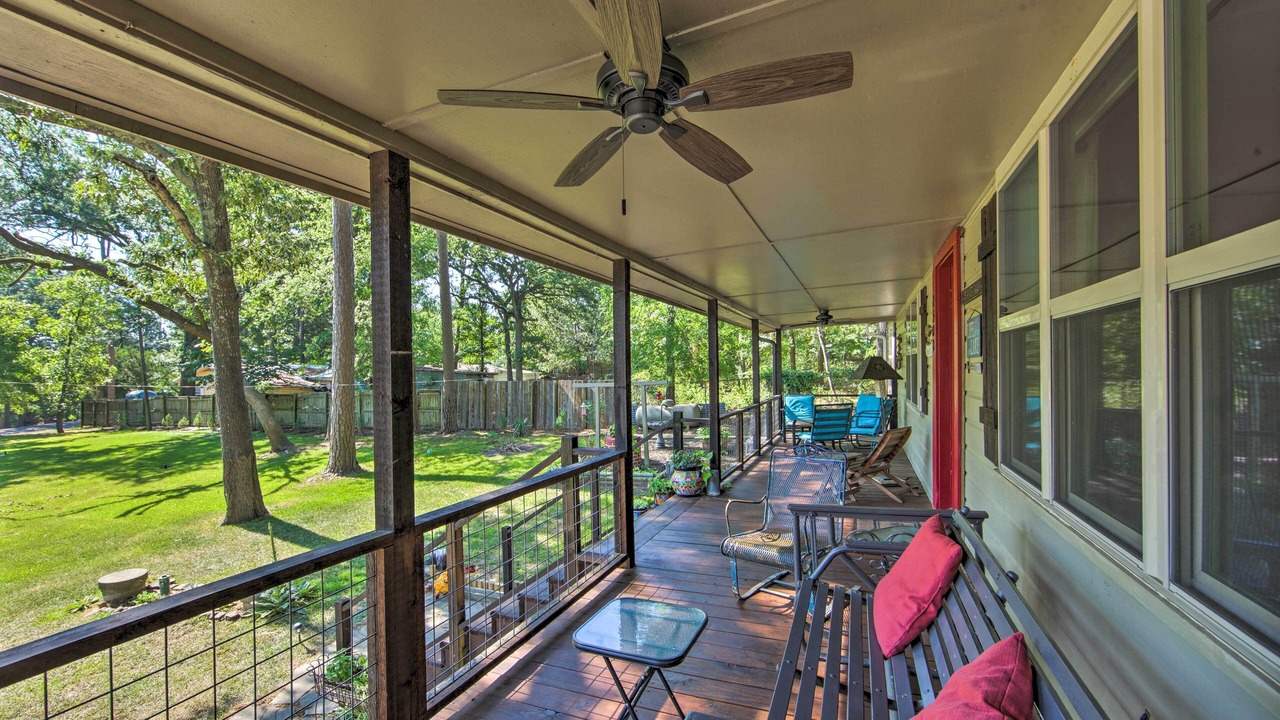 Photo of Patio Balcony in Hawkins