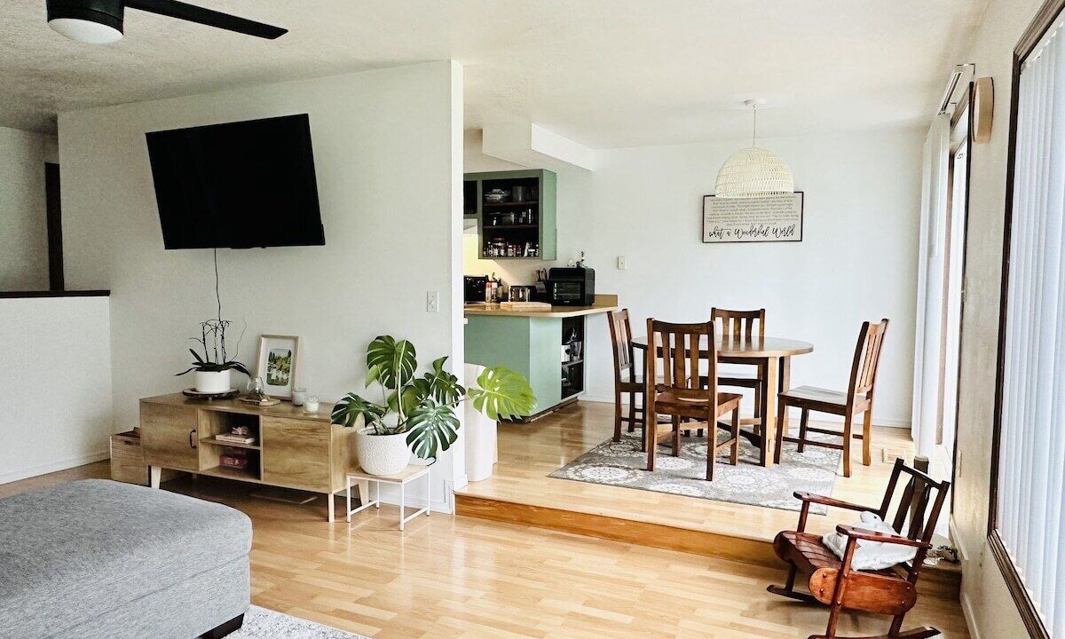 Photo of Livingroom in Corvallis