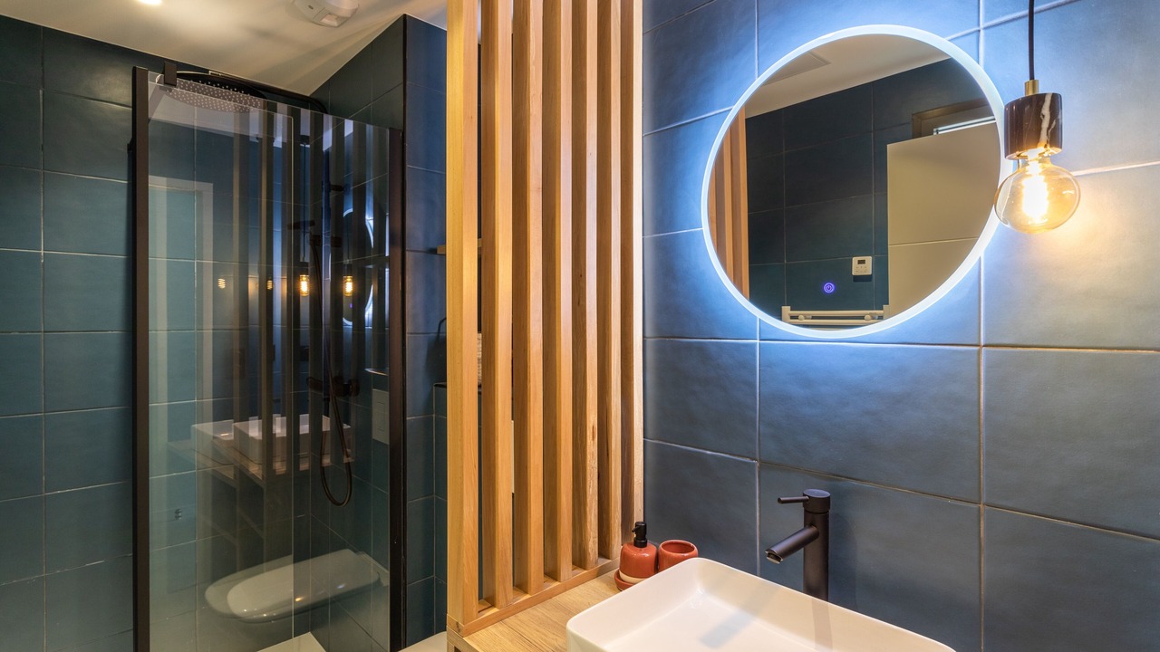 Photo of Bathroom in Saint-Helier