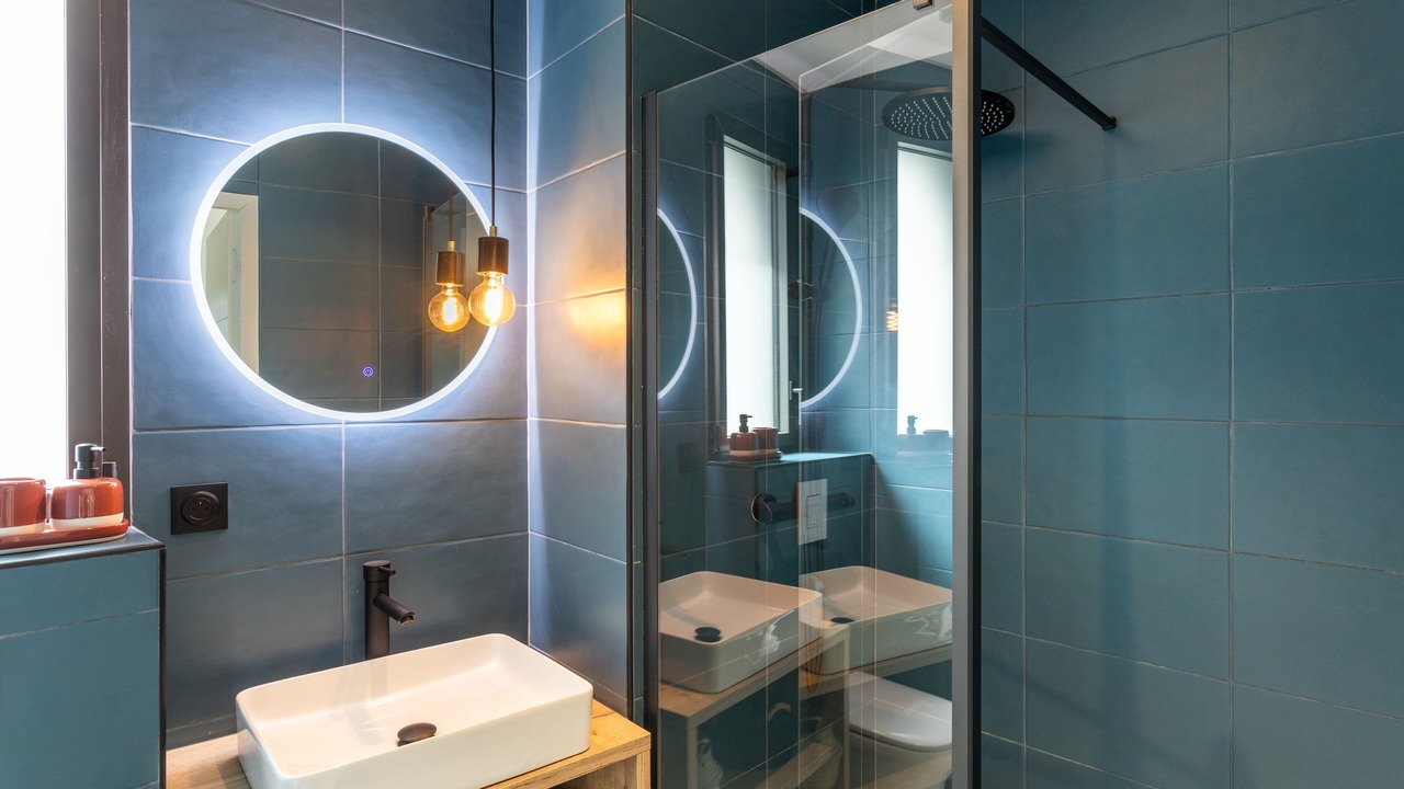 Photo of Bathroom in Saint-Helier