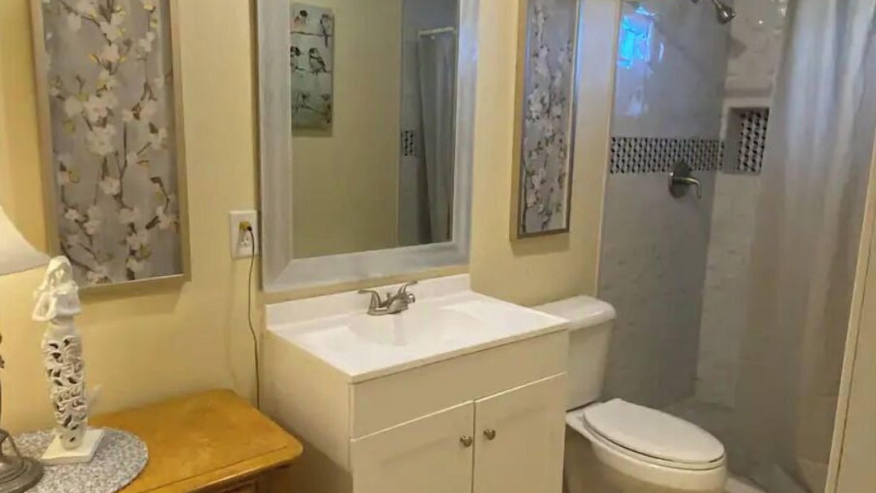 Photo of Bathroom in Pharr