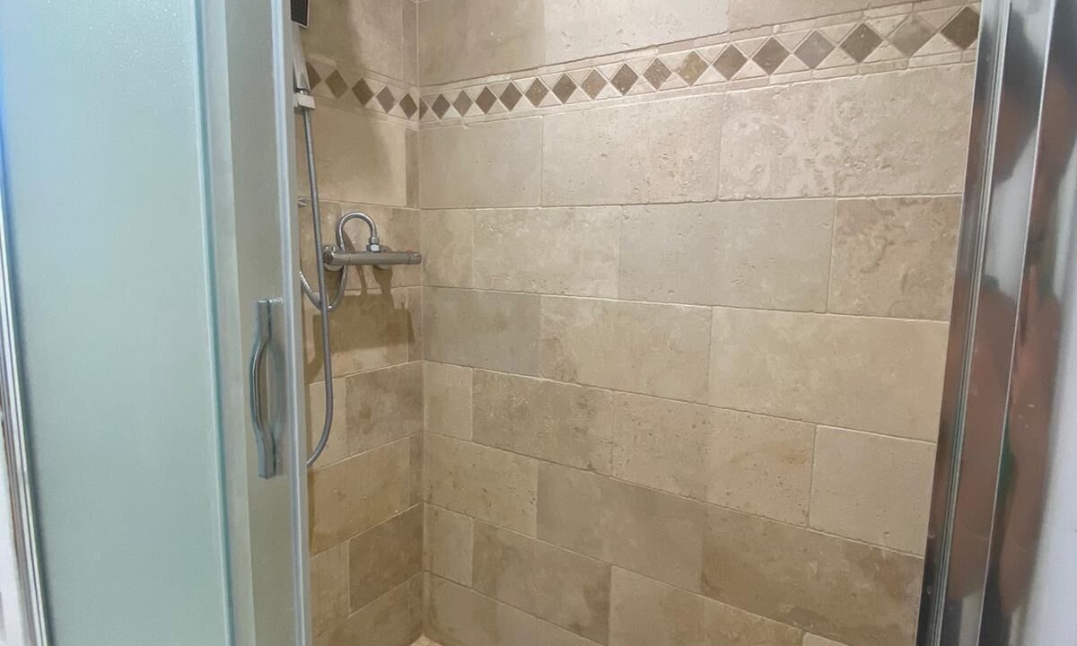 Photo of Bathroom in Uzes