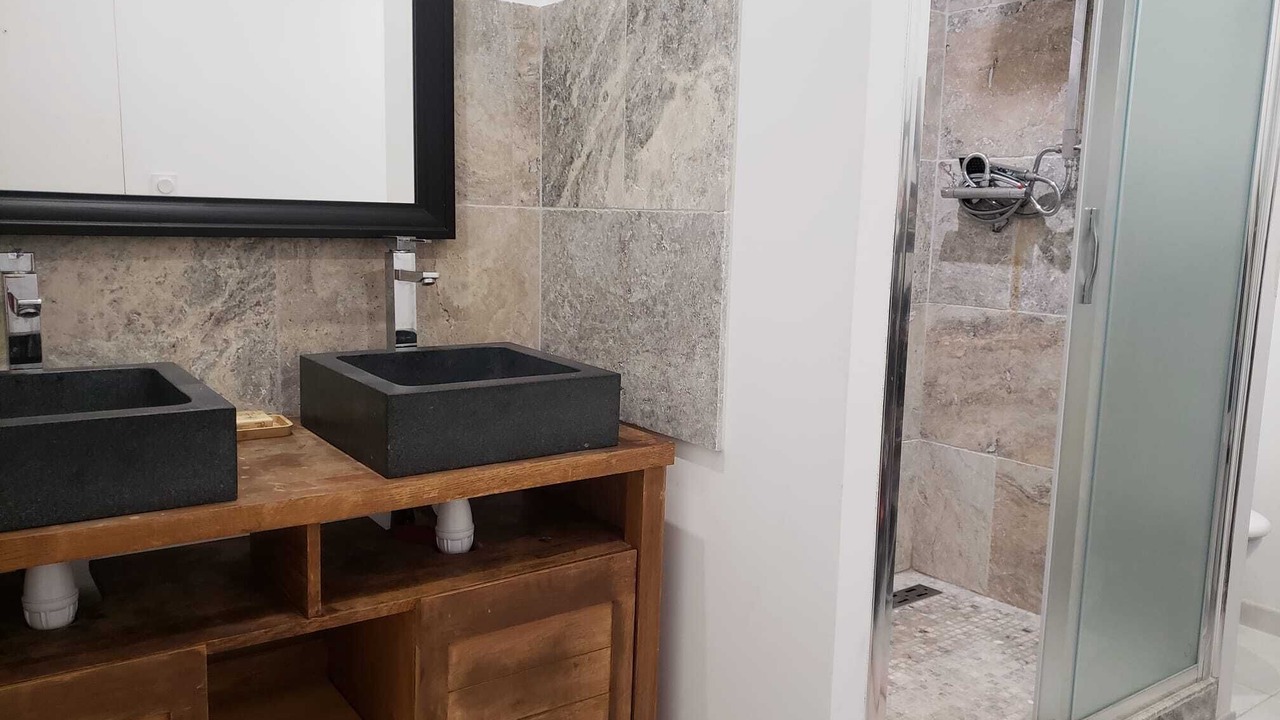 Photo of Bathroom in Uzes