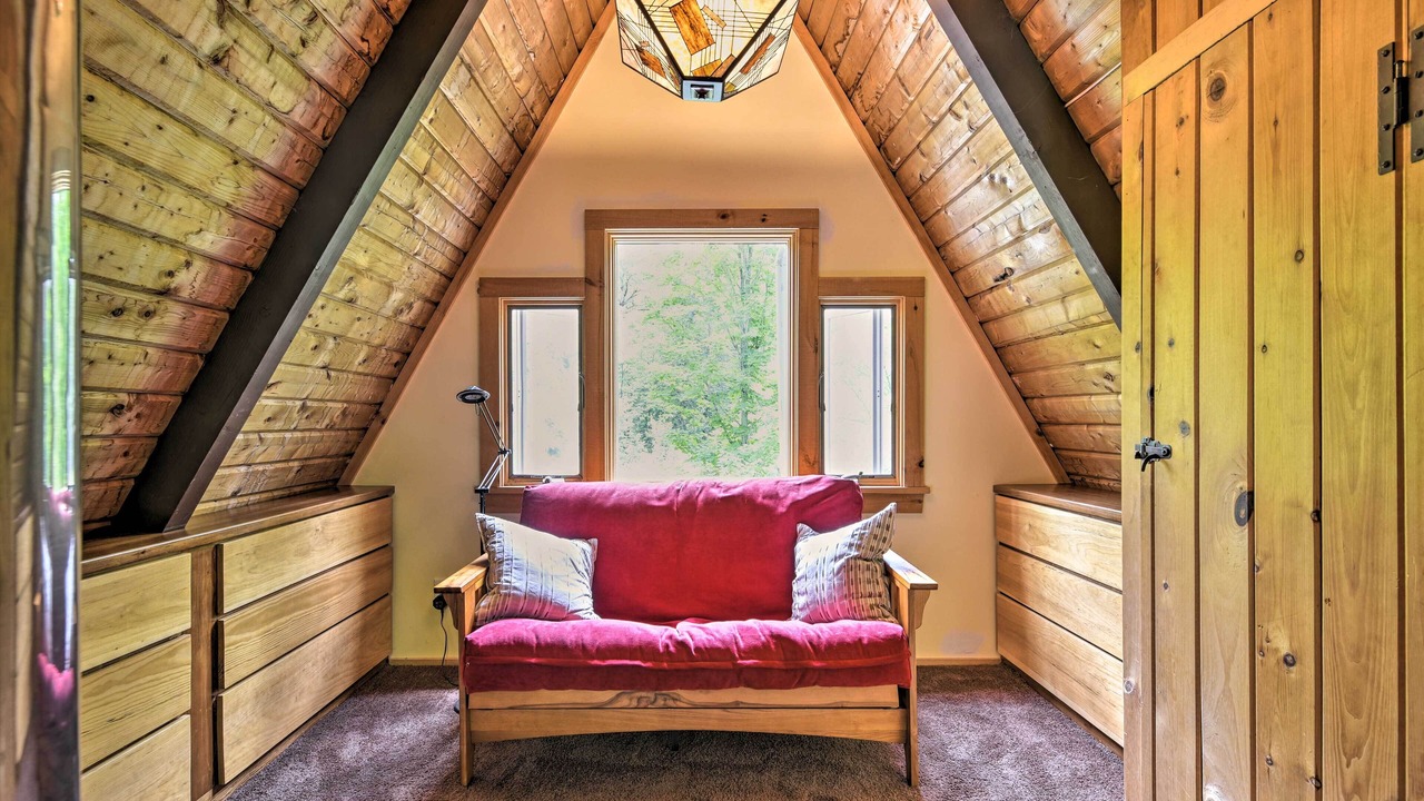 Photo of Livingroom in Warren