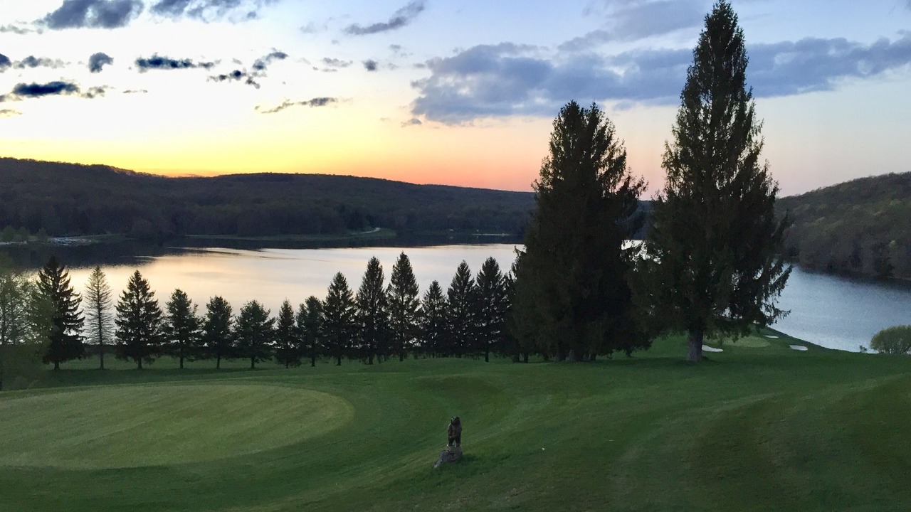 Photo of Outdoor in Alpine Lake