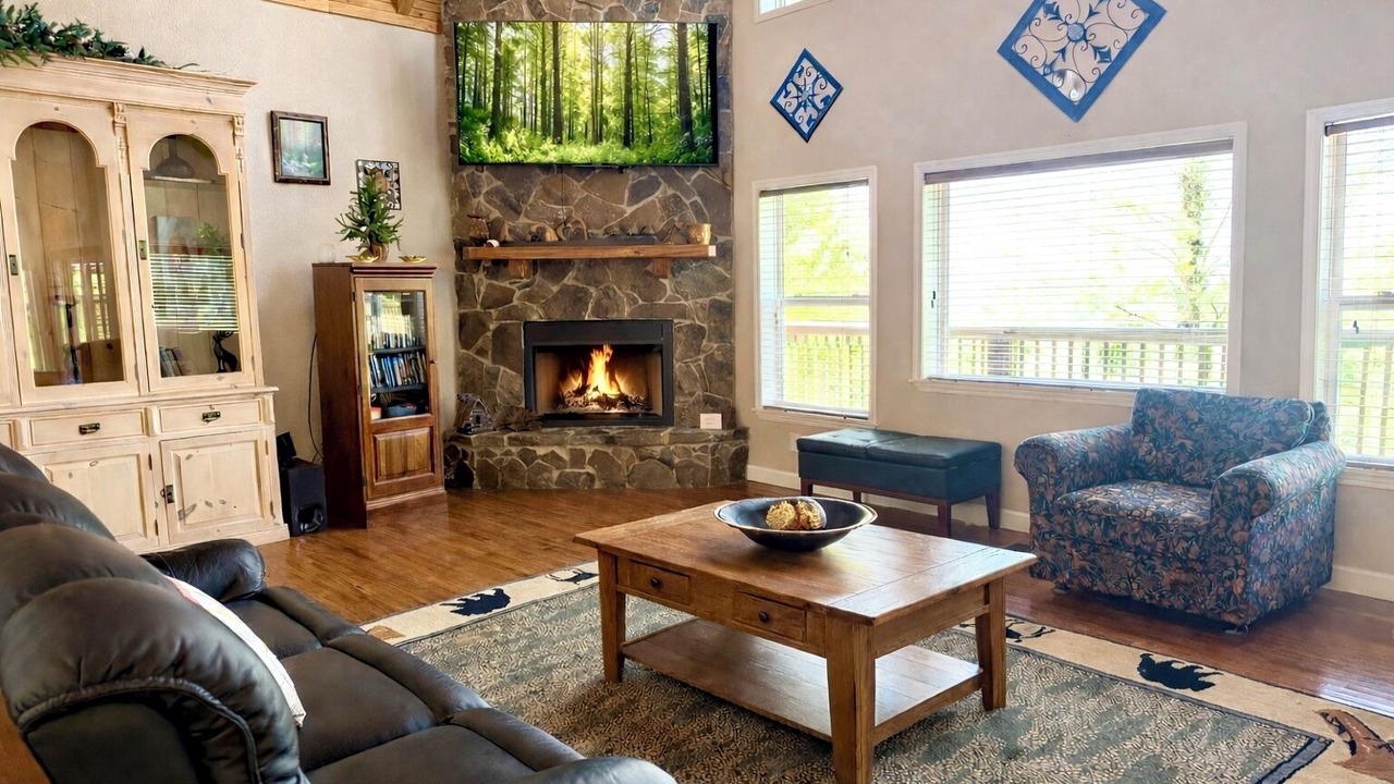 Photo of Livingroom in Beersheba Springs