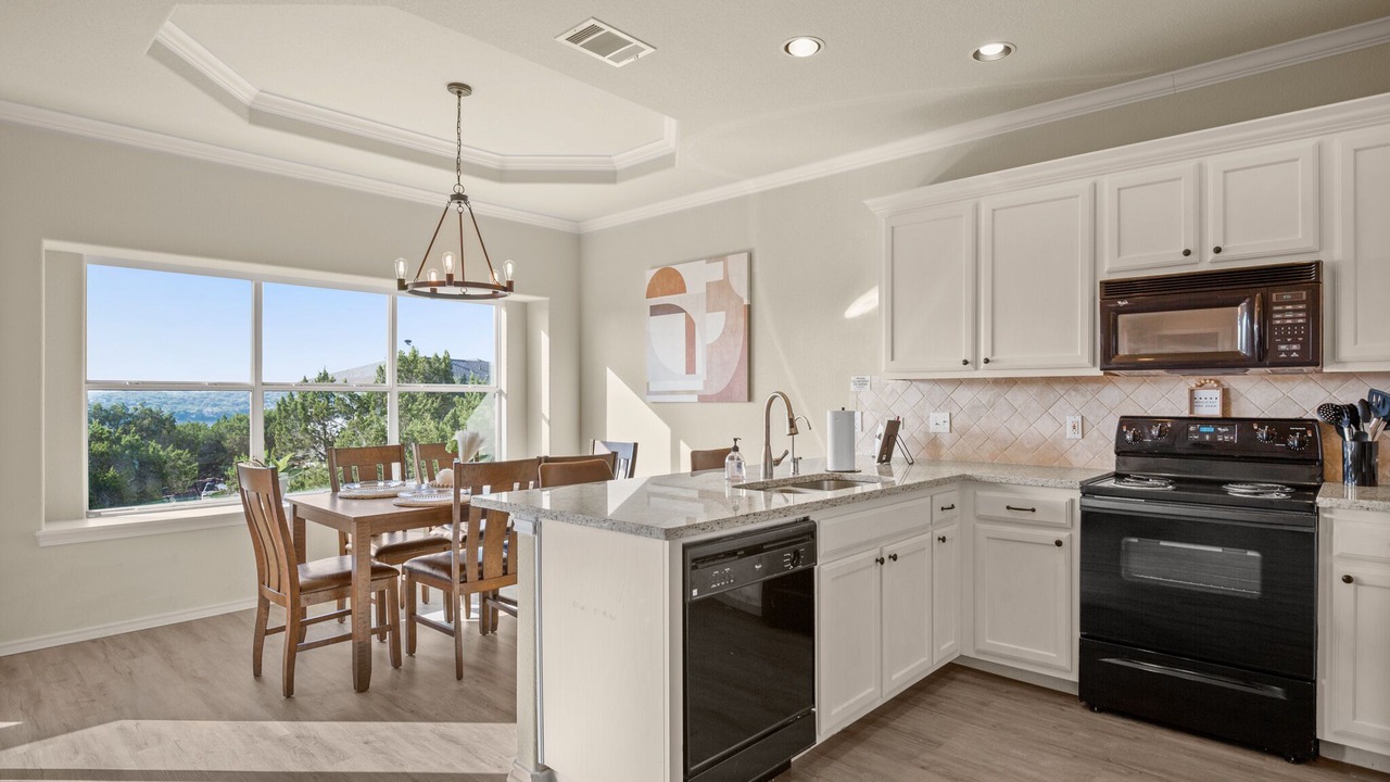 Photo of Kitchen in Waterford On Lake Travis