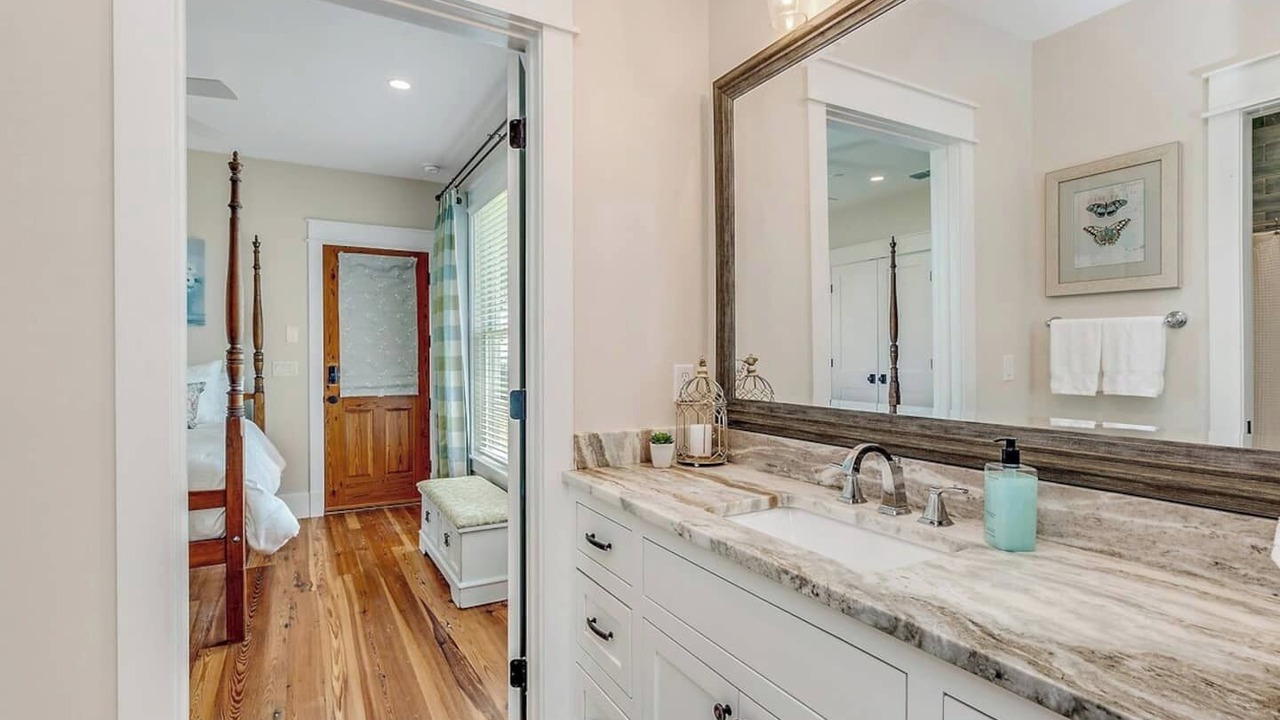 Photo of Bathroom in Orange Park