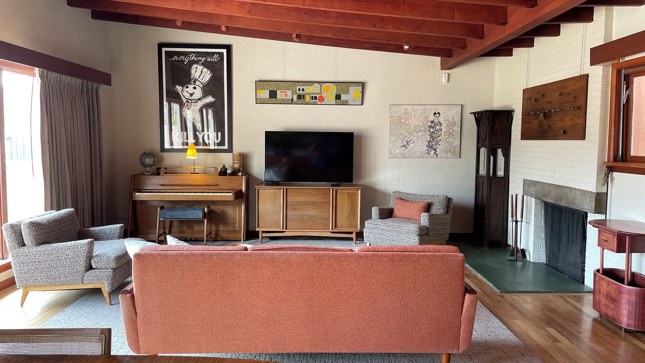 Photo of Livingroom in Rio Grande Blvd