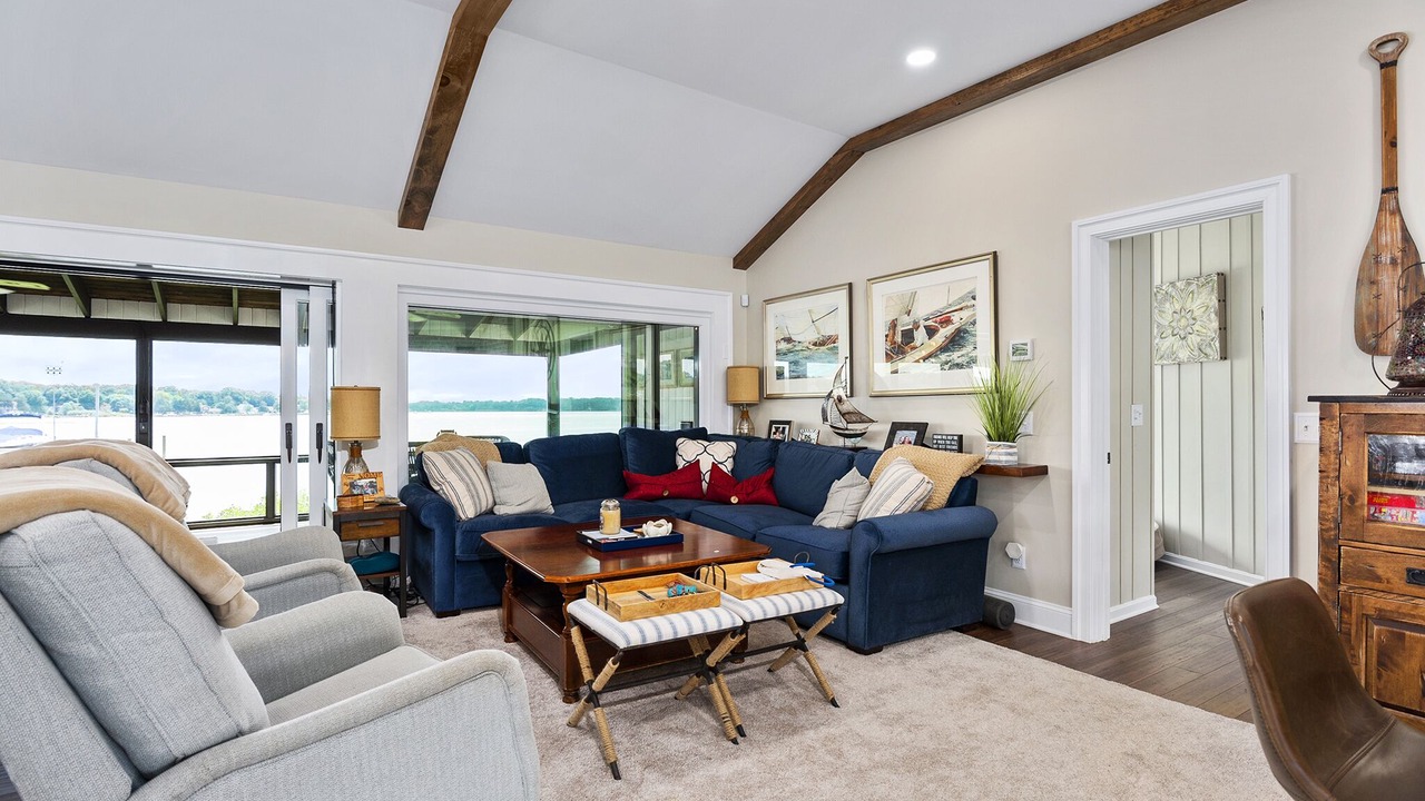 Photo of Livingroom in Chestertown