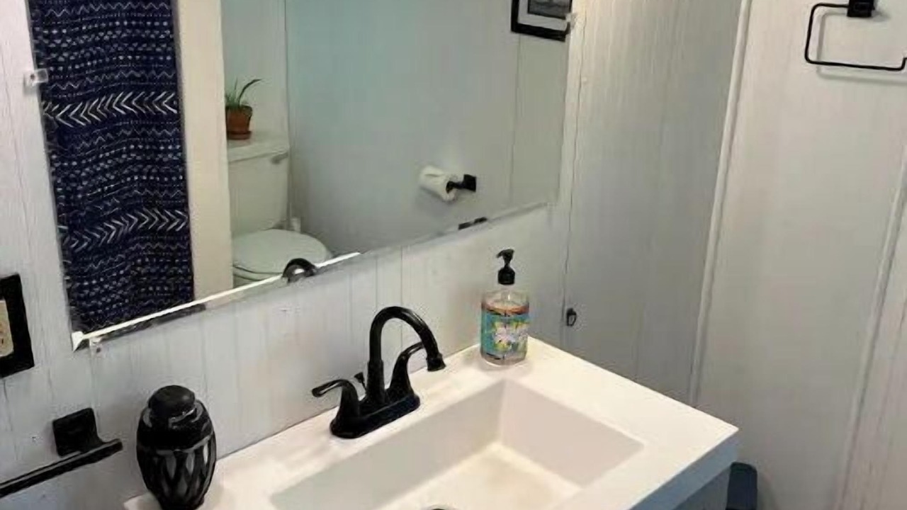 Photo of Bathroom in Cuddebackville