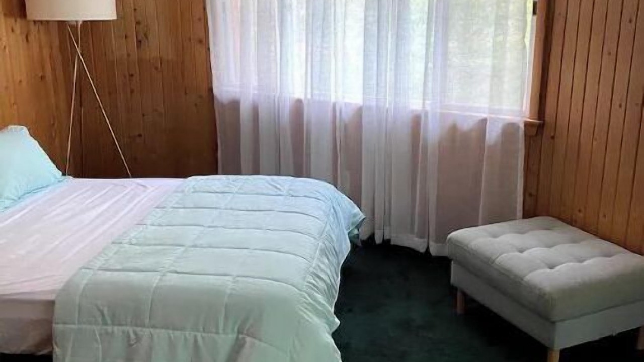 Photo of Bedroom in Cuddebackville