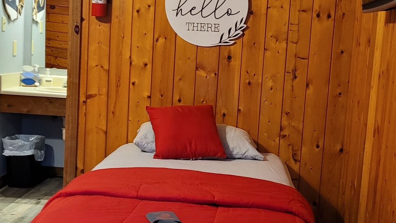 Photo of Bedroom in Karnack