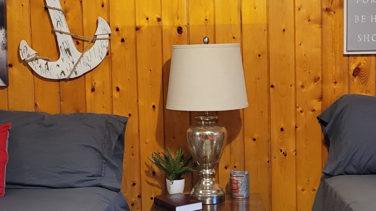 Photo of Bedroom in Karnack