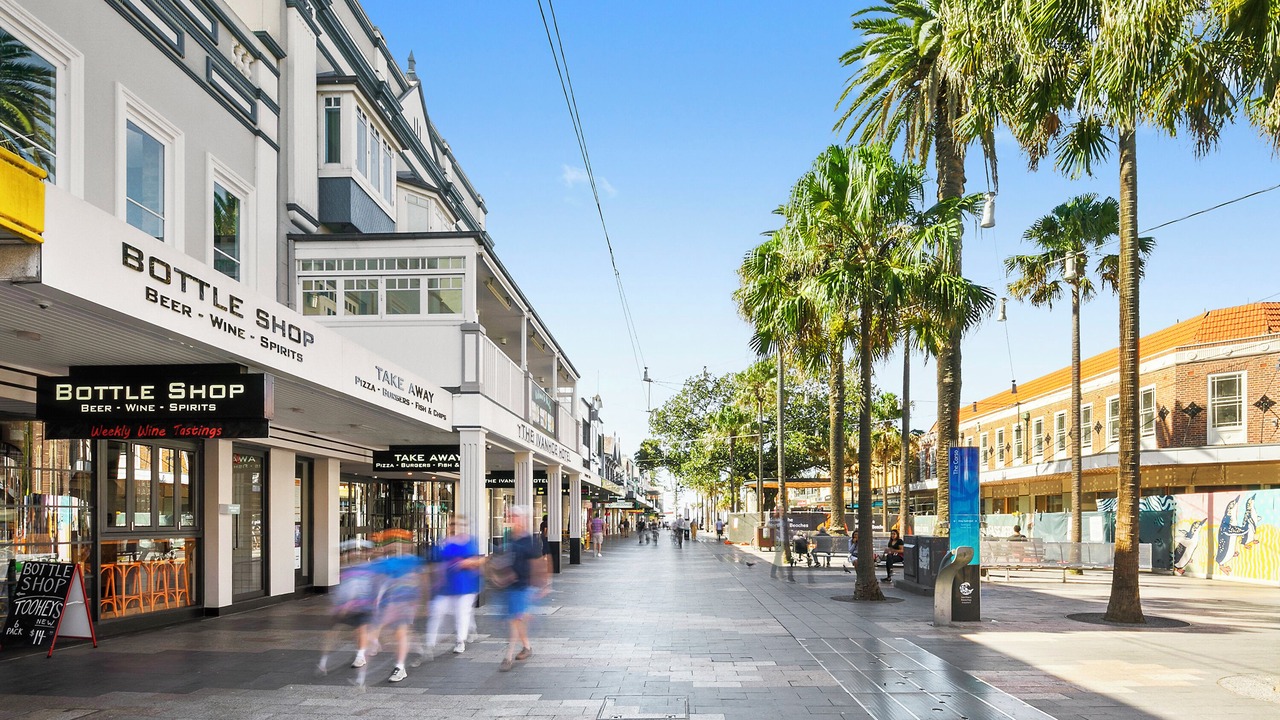 Photo of Others in Fairlight