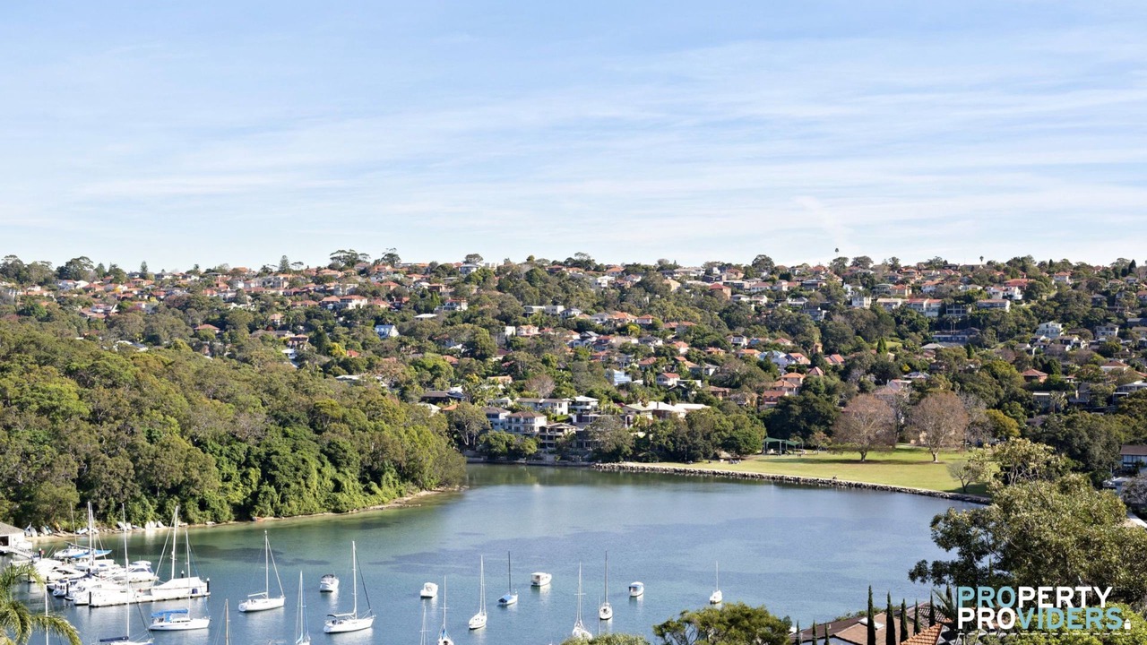 Photo of Others in Fairlight