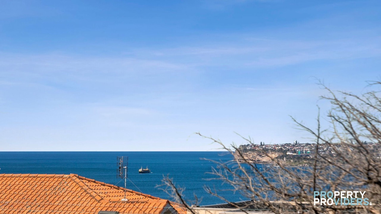 Photo of Others in Fairlight