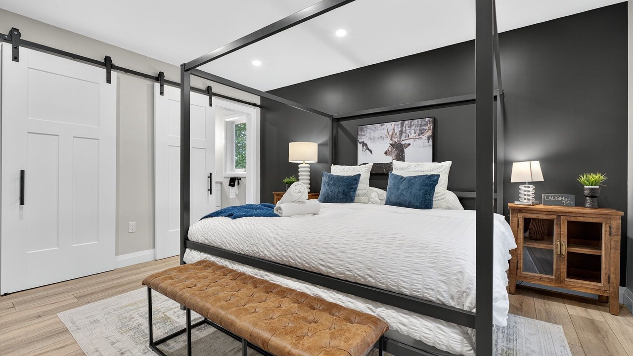 Photo of Bedroom in Dysart et al