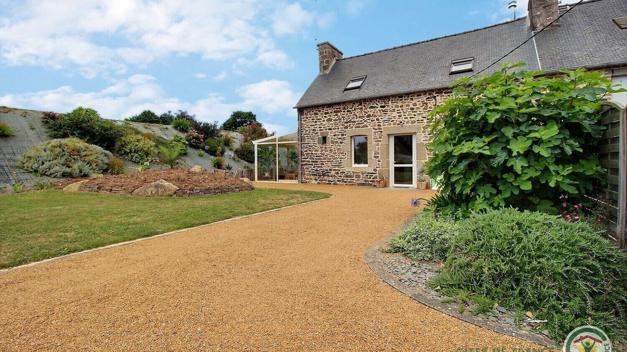 Photo of Outdoor in Yvias