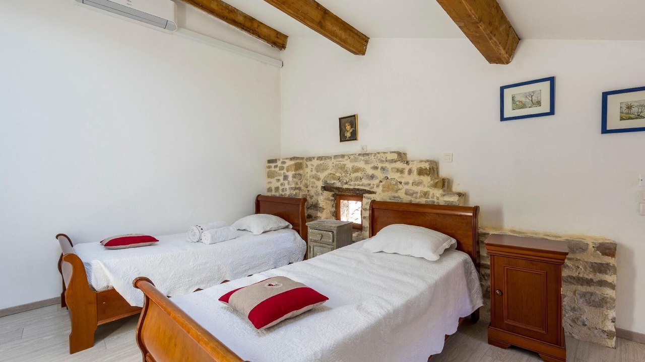 Photo of Bedroom in Herepian