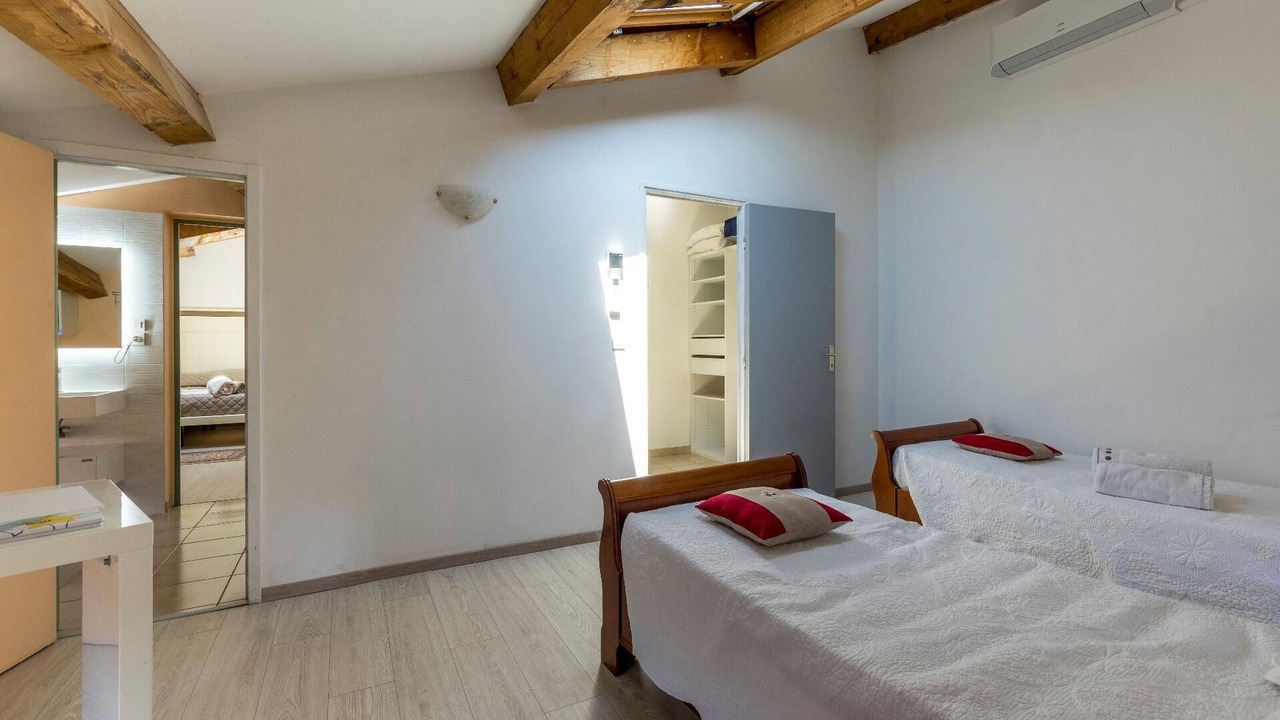 Photo of Bedroom in Herepian