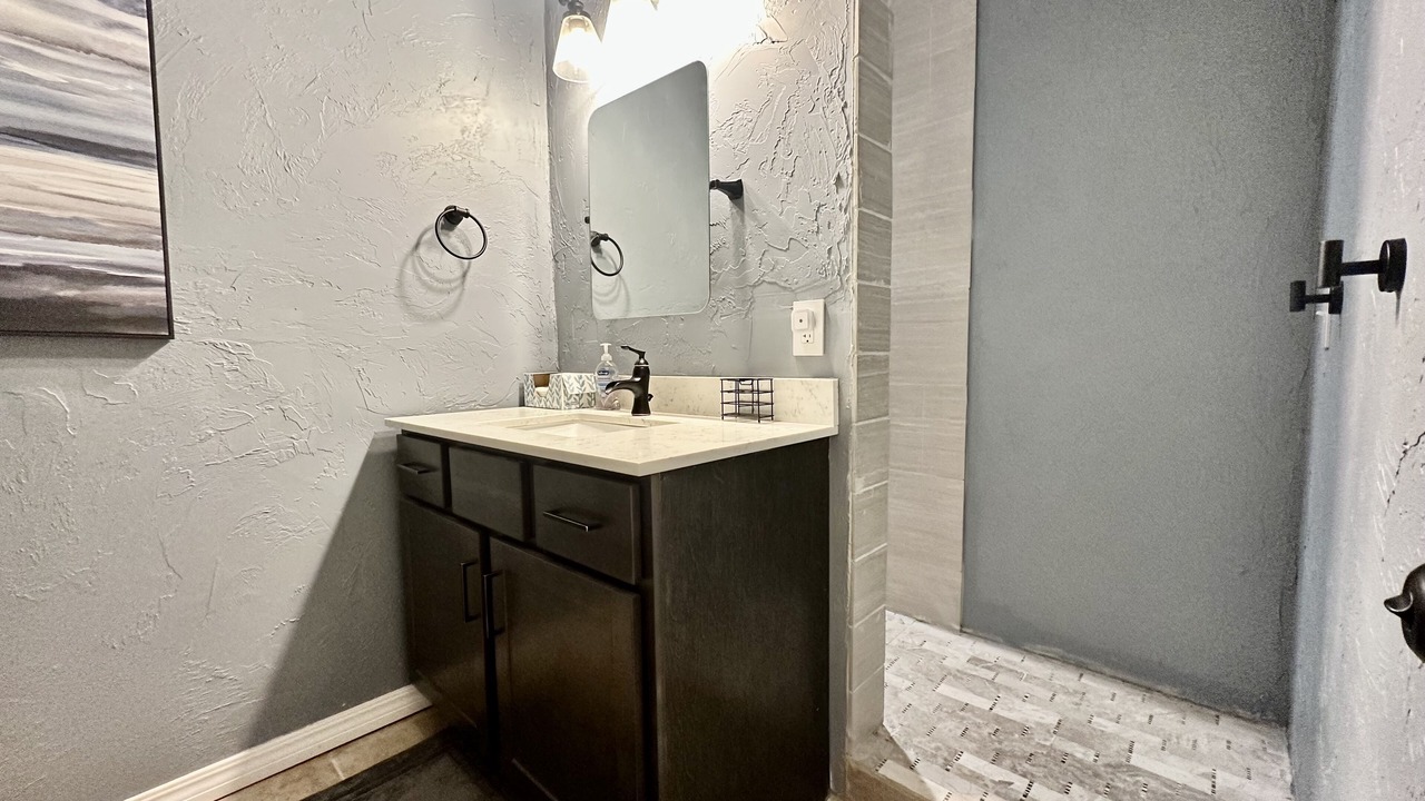 Photo of Bathroom in Checotah