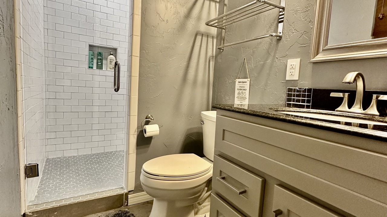 Photo of Bathroom in Checotah