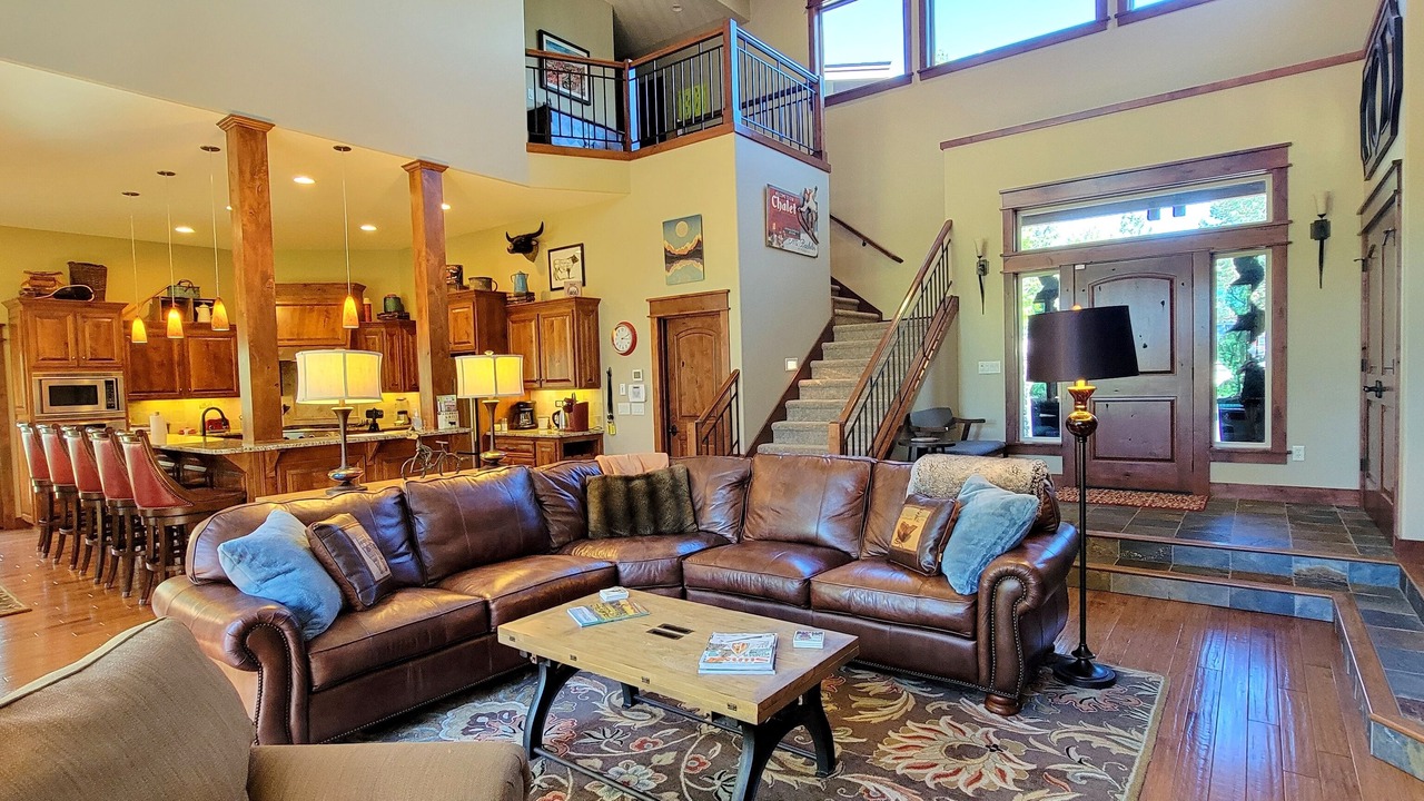 Photo of Livingroom in Redmond