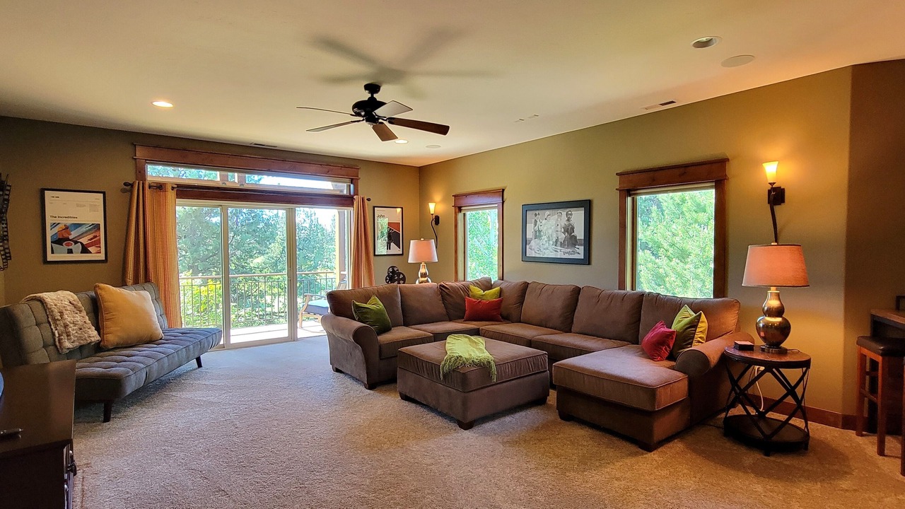 Photo of Livingroom in Redmond