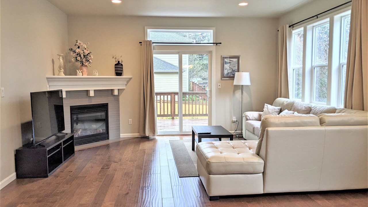 Photo of Livingroom in Kenmore