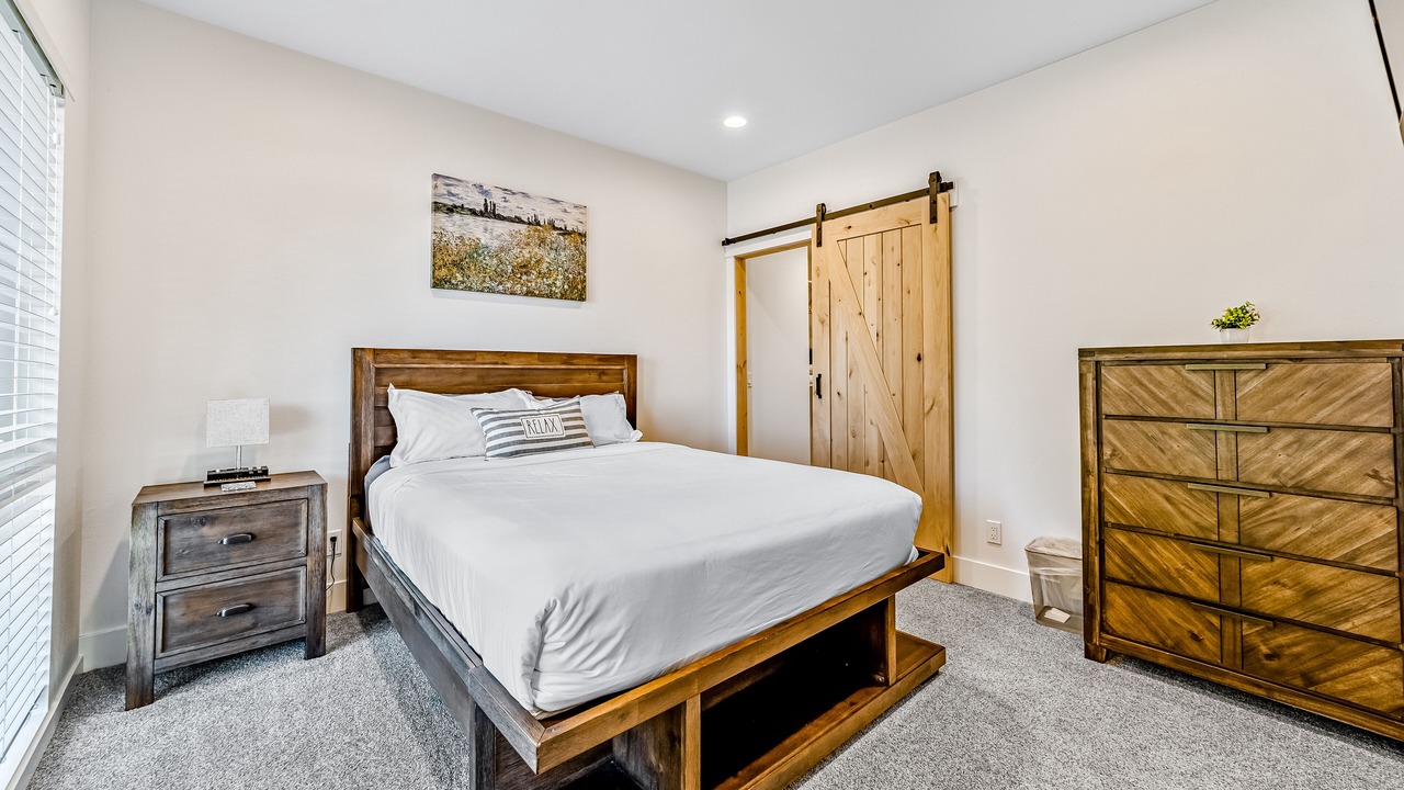Photo of Bedroom in Gold Beach