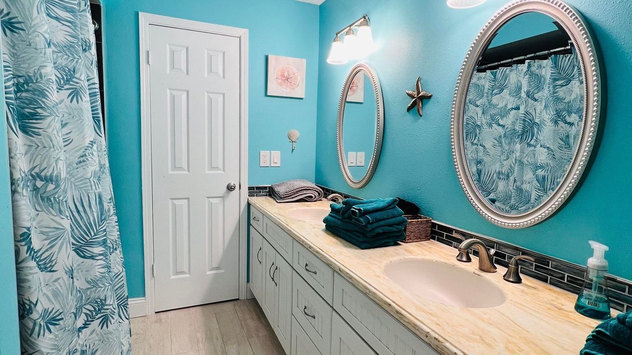 Photo of Bathroom in Palm Harbor