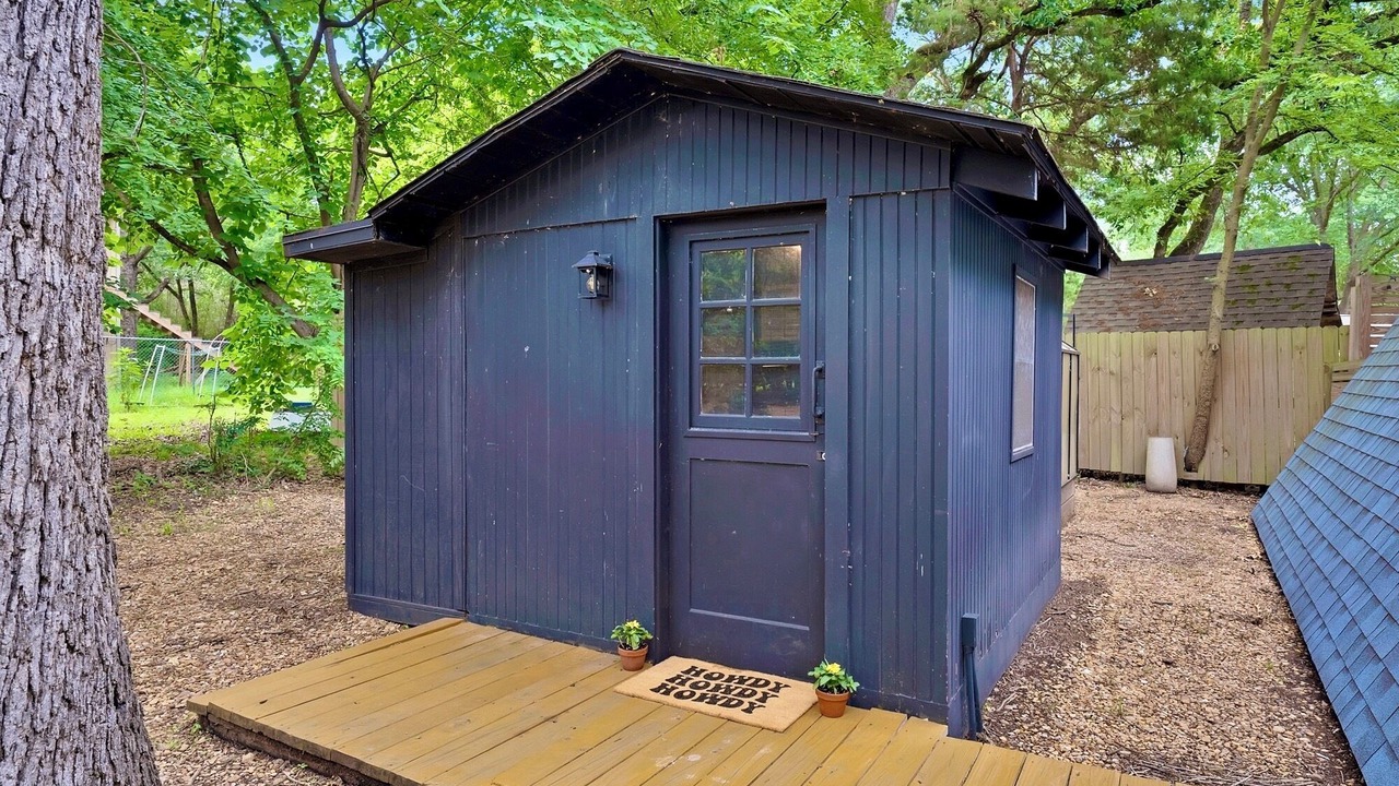 Photo of Outdoor in Gun Barrel City