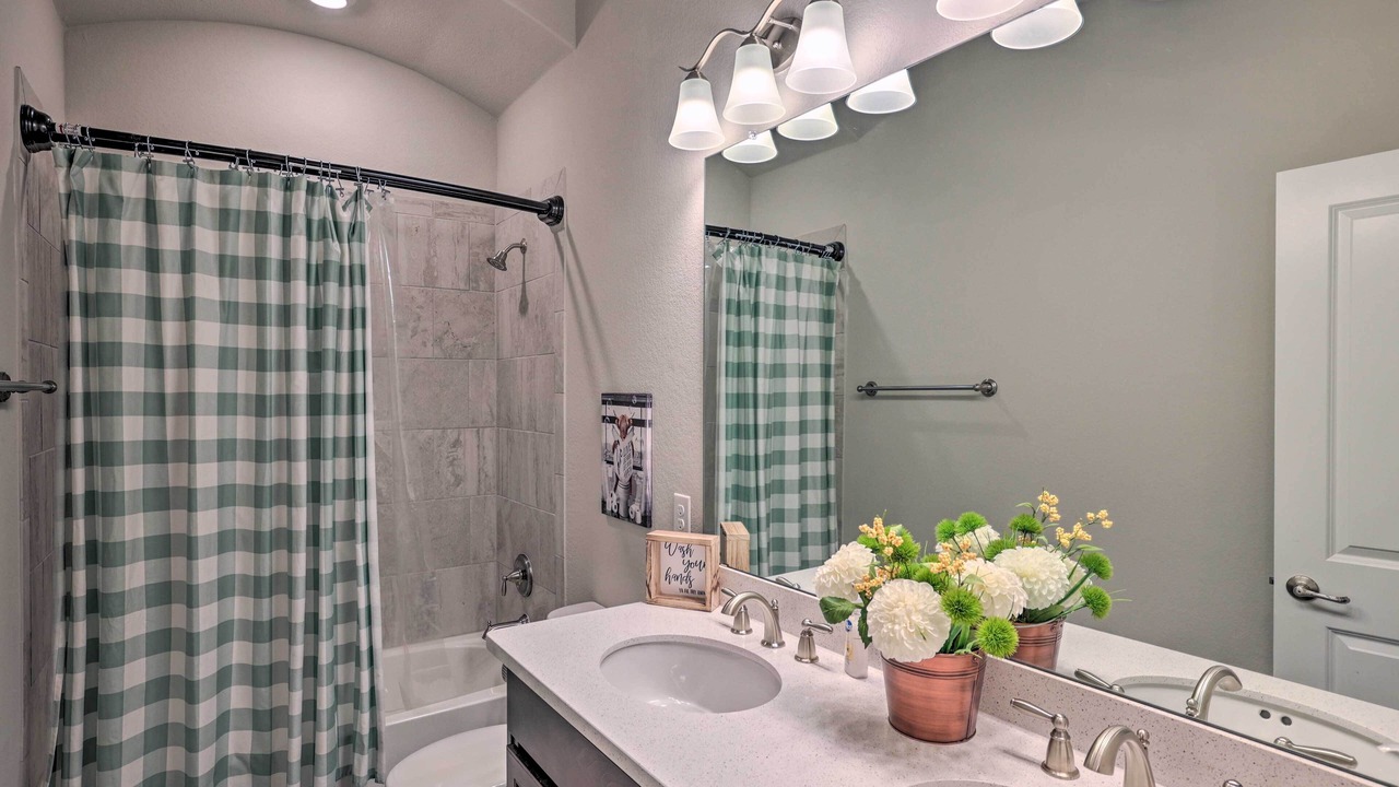 Photo of Bathroom in Parker County