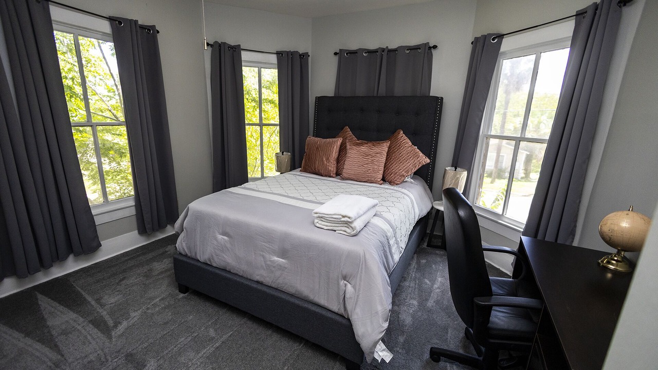 Photo of Bedroom in Victoria