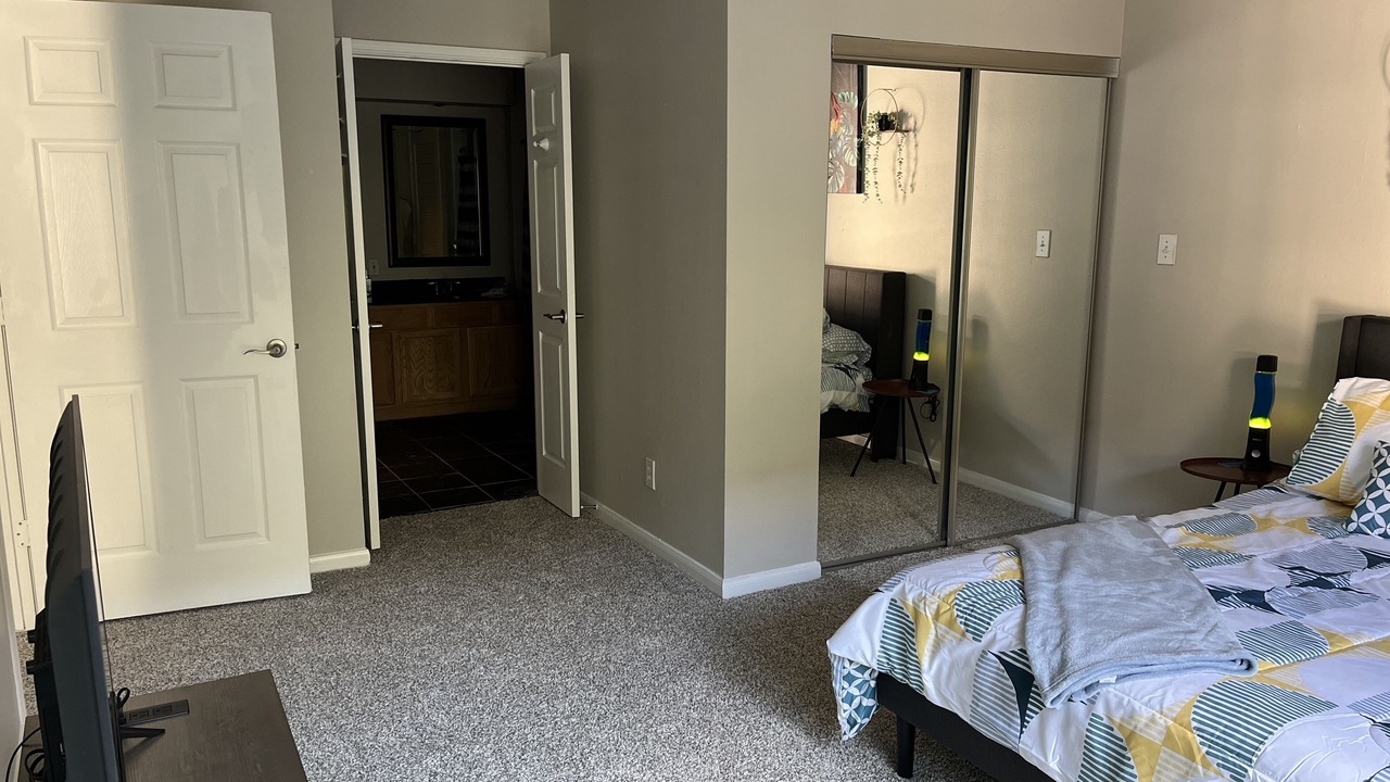 Photo of Bedroom in Uptown