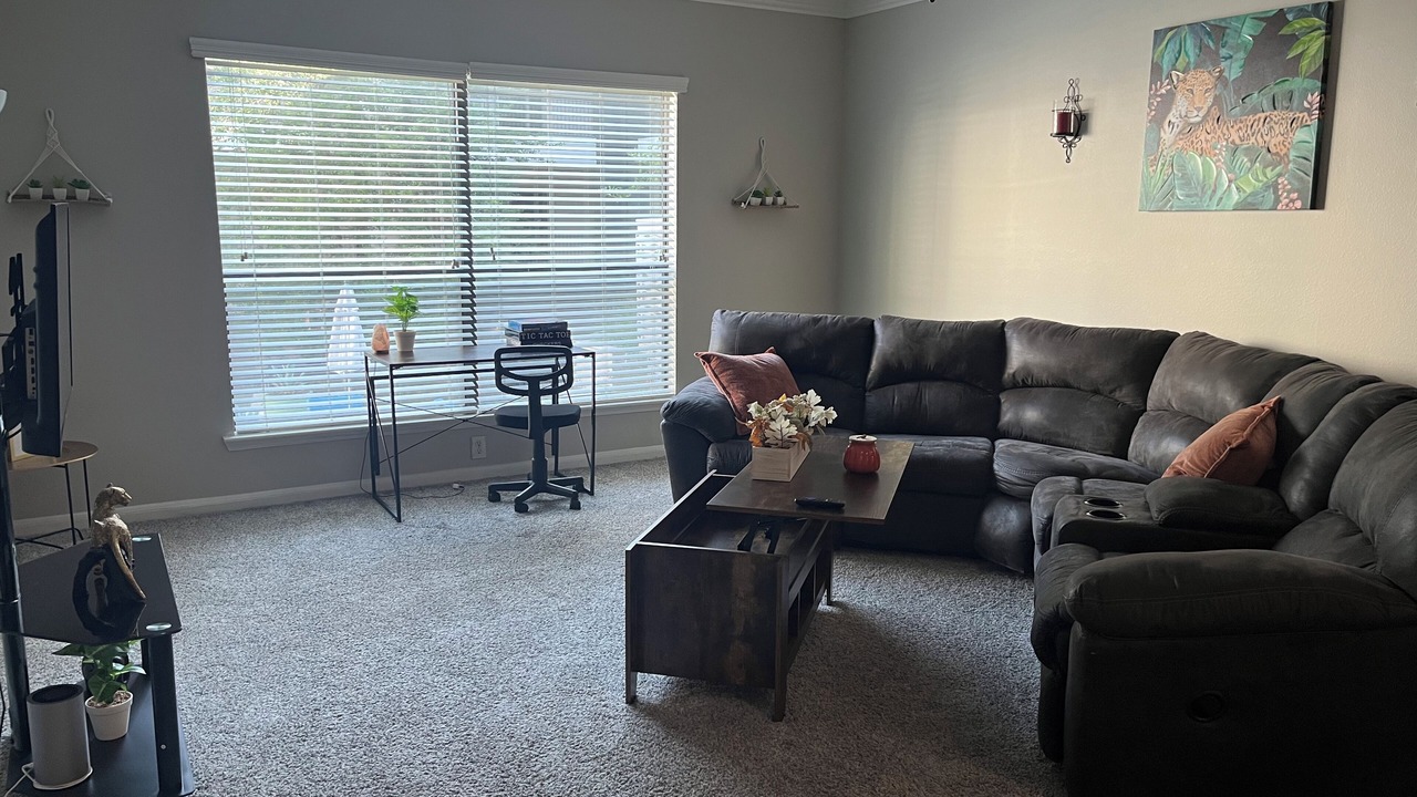 Photo of Livingroom in Uptown