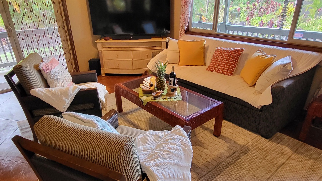 Photo of Bedroom in Leilani Estates