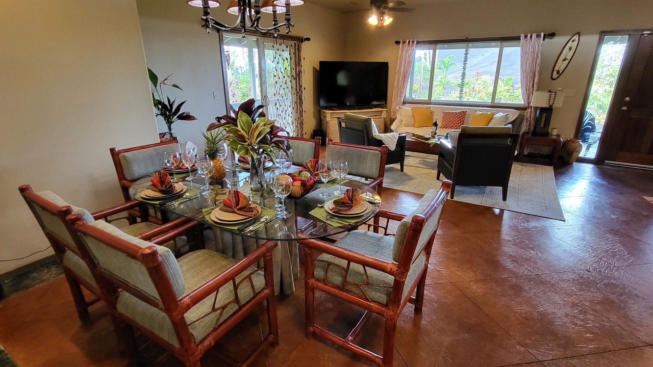 Photo of Bedroom in Leilani Estates