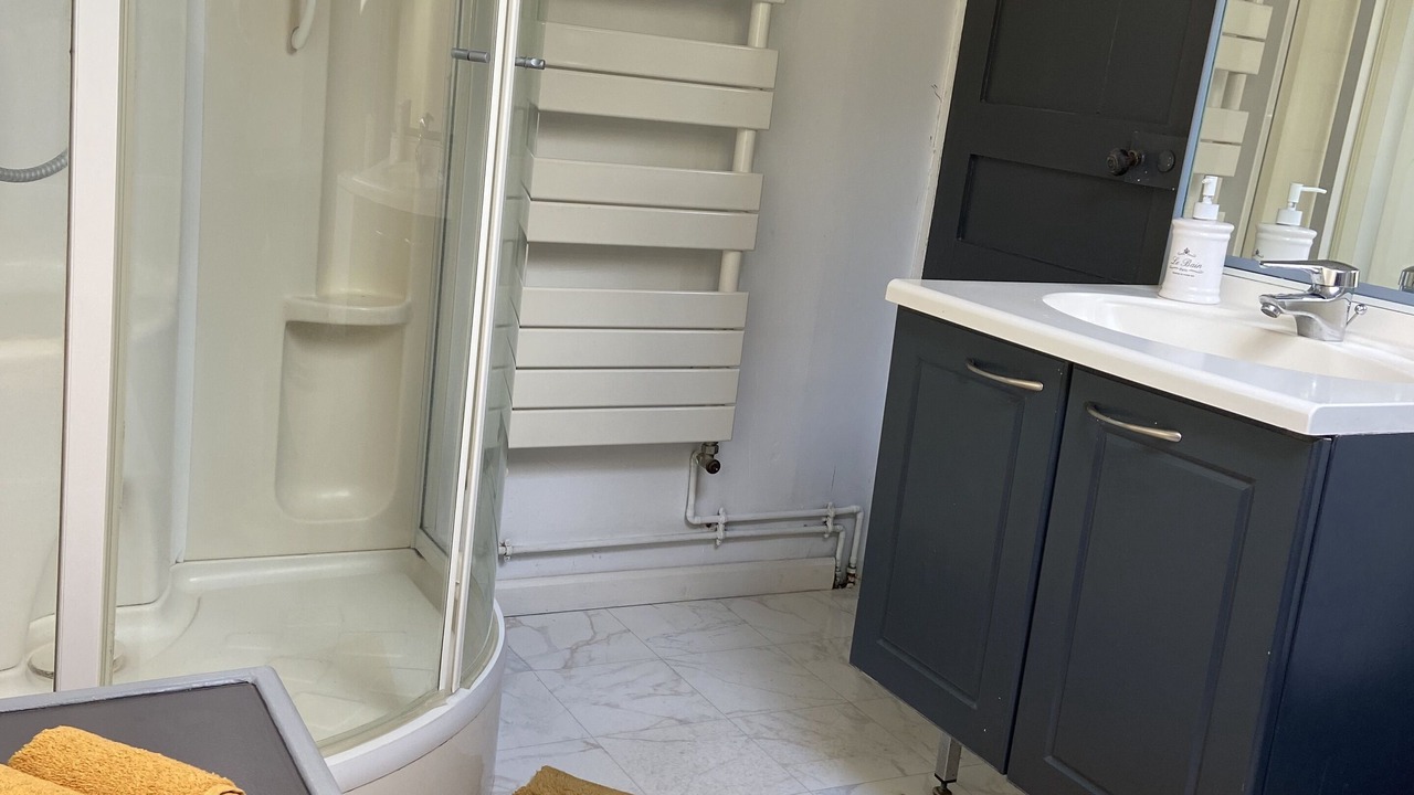 Photo of Bathroom in Saint-Michel-en-Greve