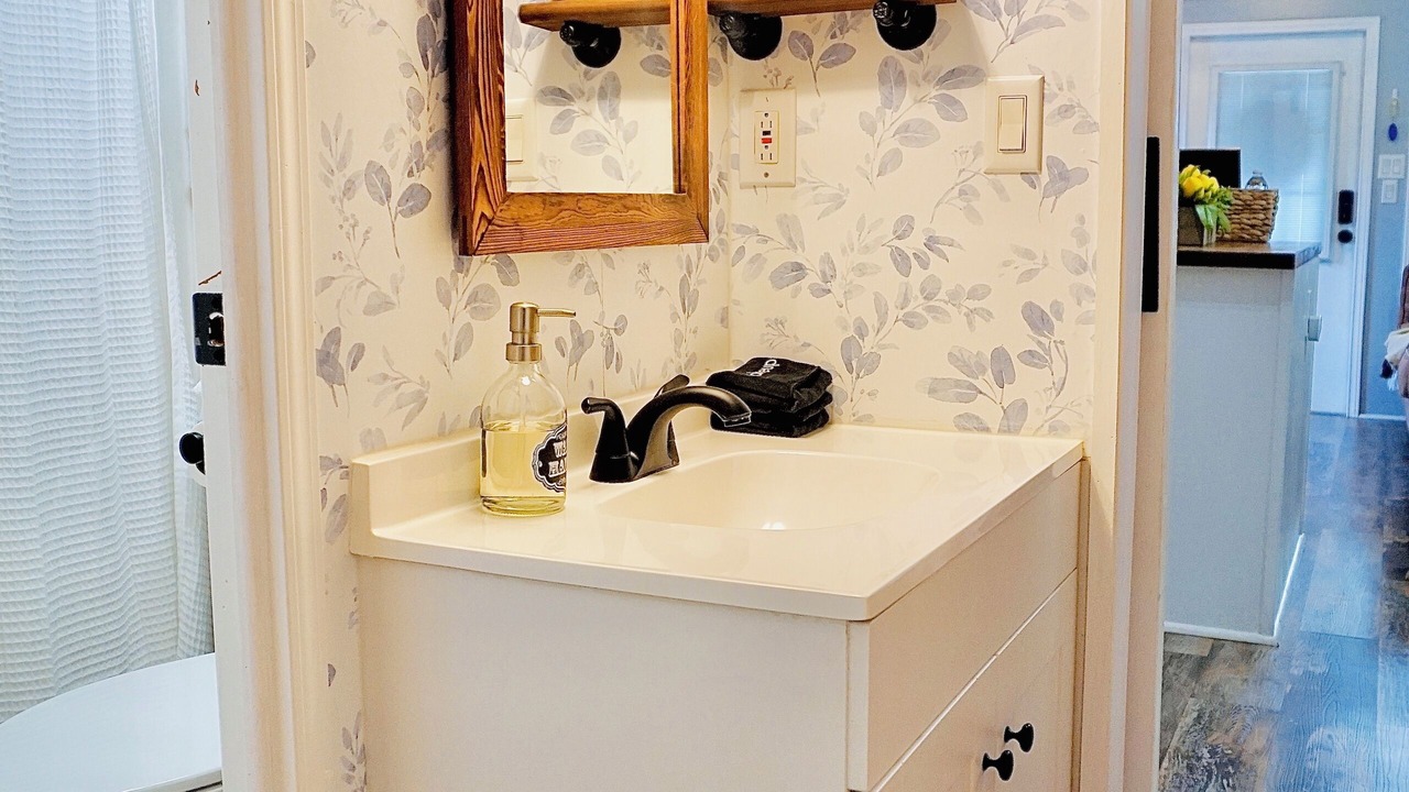 Photo of Bathroom in La Hacienda Estates