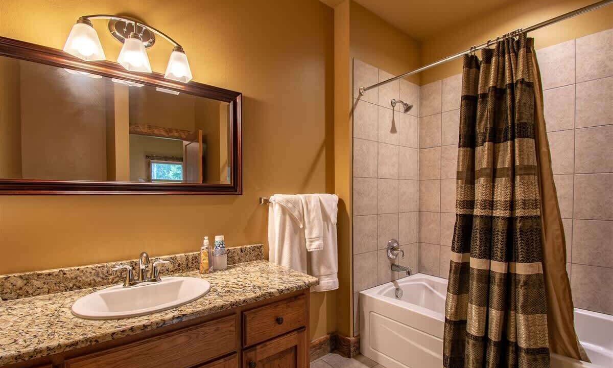 Photo of Bathroom in Lazy Acres
